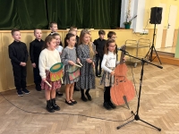 Vystoupení žáků školy na setkání seniorů